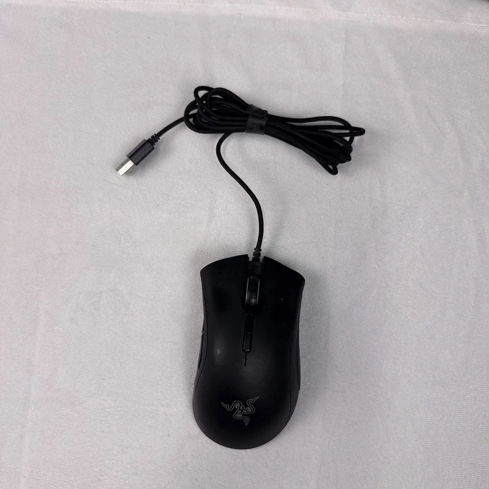 Razer DeathAdder Elite Wired Gaming Mouse RZ01-0201 Black 16000 DPI Ergonomic